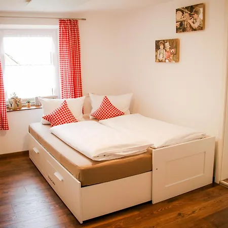 Zum Alten Kuhstall Appartement Hayingen